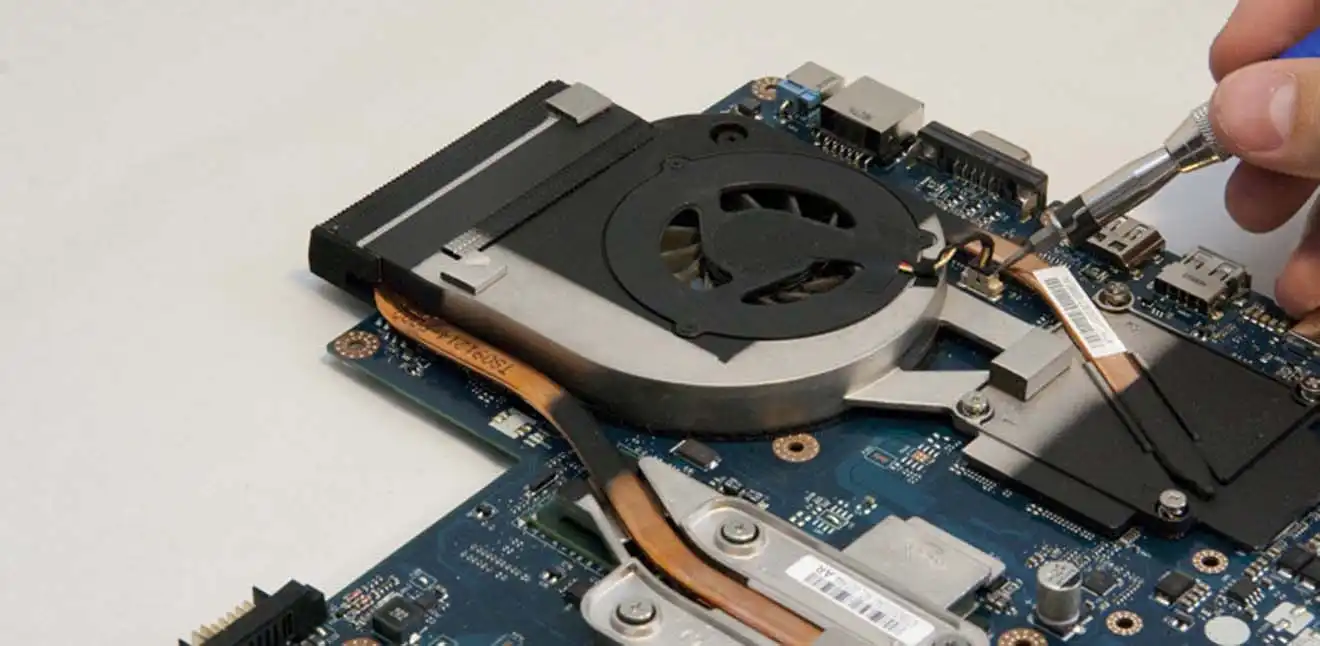 Чистка ноутбука Packard Bell от пыли в Челябинске | Замена термопасты